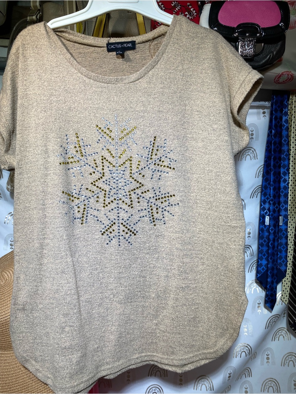 Beige Short Sleeve Rhinestone Snowflake Sweatshirt